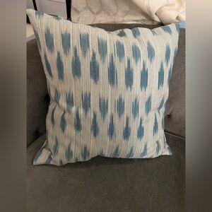 NWT West Elm Metallic Ikat Dot Blue Decorative 20” Pillow Cover - Home Accents
